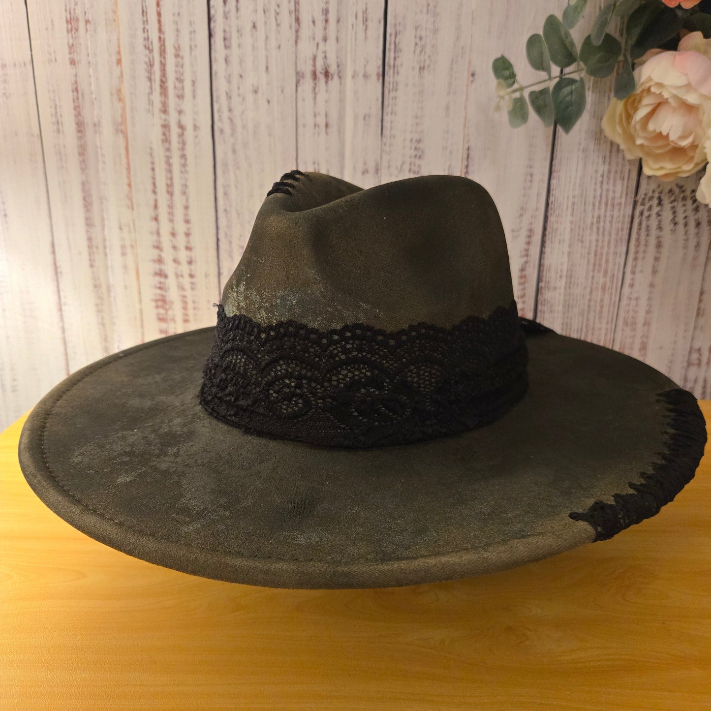 Patina Vegan Suede Fedora - Lace‑Finish & Sculptural Burn "Smoked Lace"