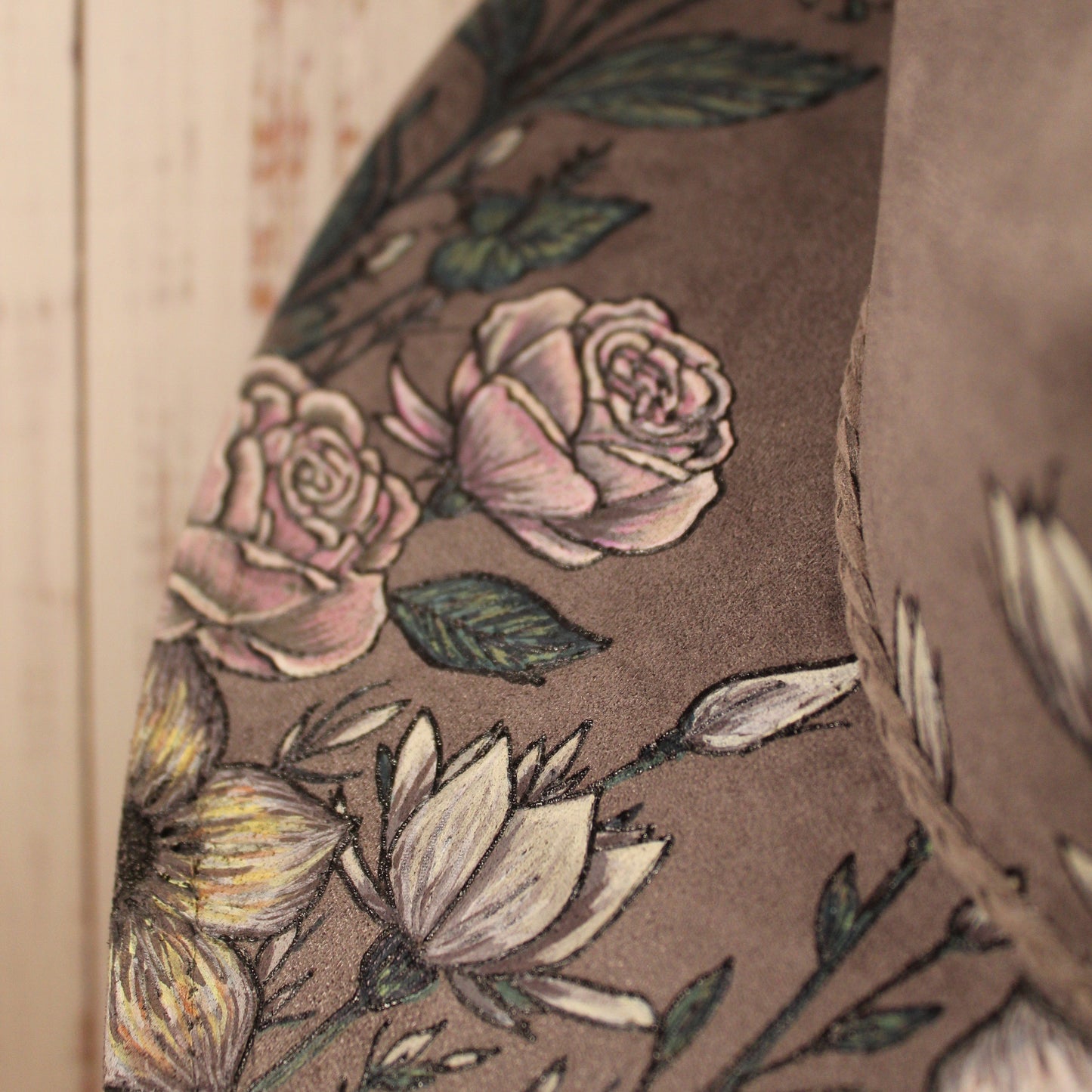 Grey Vegan Suede Hat with Roses, Wildflowers & Butterflies – Hand-burned and Painted Design